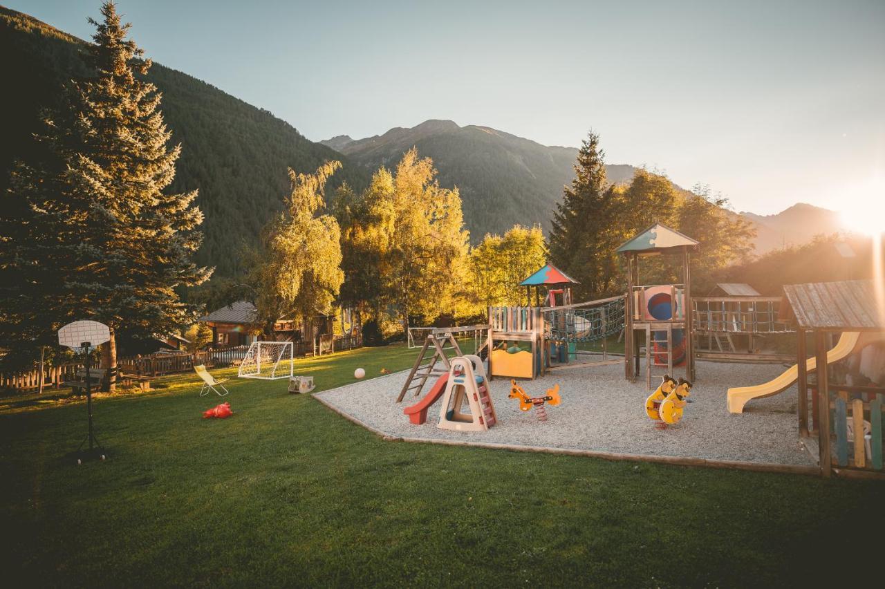 Familienhotel Replerhof Mit Kinderbetreuung Prägraten Exterior foto